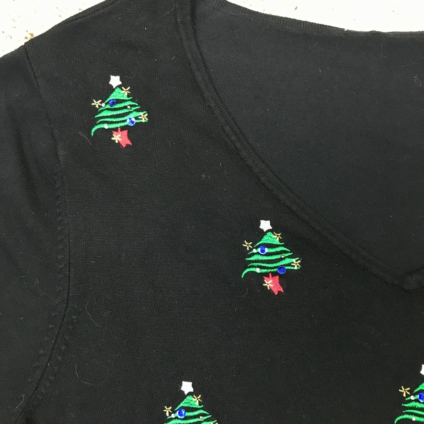 Christmas Tree Knit Top 2X Black VNeck 3/4 Sleeve Embroidered Sequins Beaded