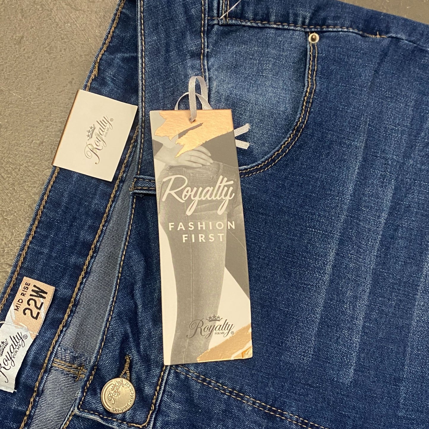 NWT Royalty Fashion Capri Jeans Distressed Blue Denim Mid Rise 22W Casual Basics