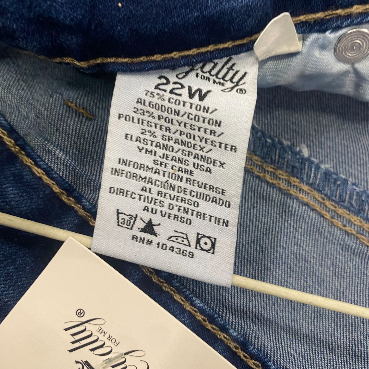 NWT Royalty Fashion Capri Jeans Distressed Blue Denim Mid Rise 22W Casual Basics