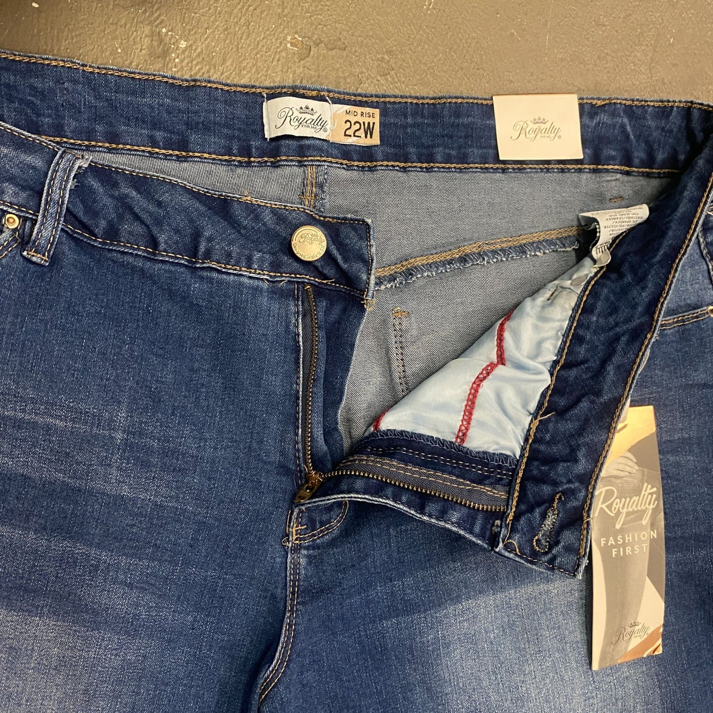 NWT Royalty Fashion Capri Jeans Distressed Blue Denim Mid Rise 22W Casual Basics