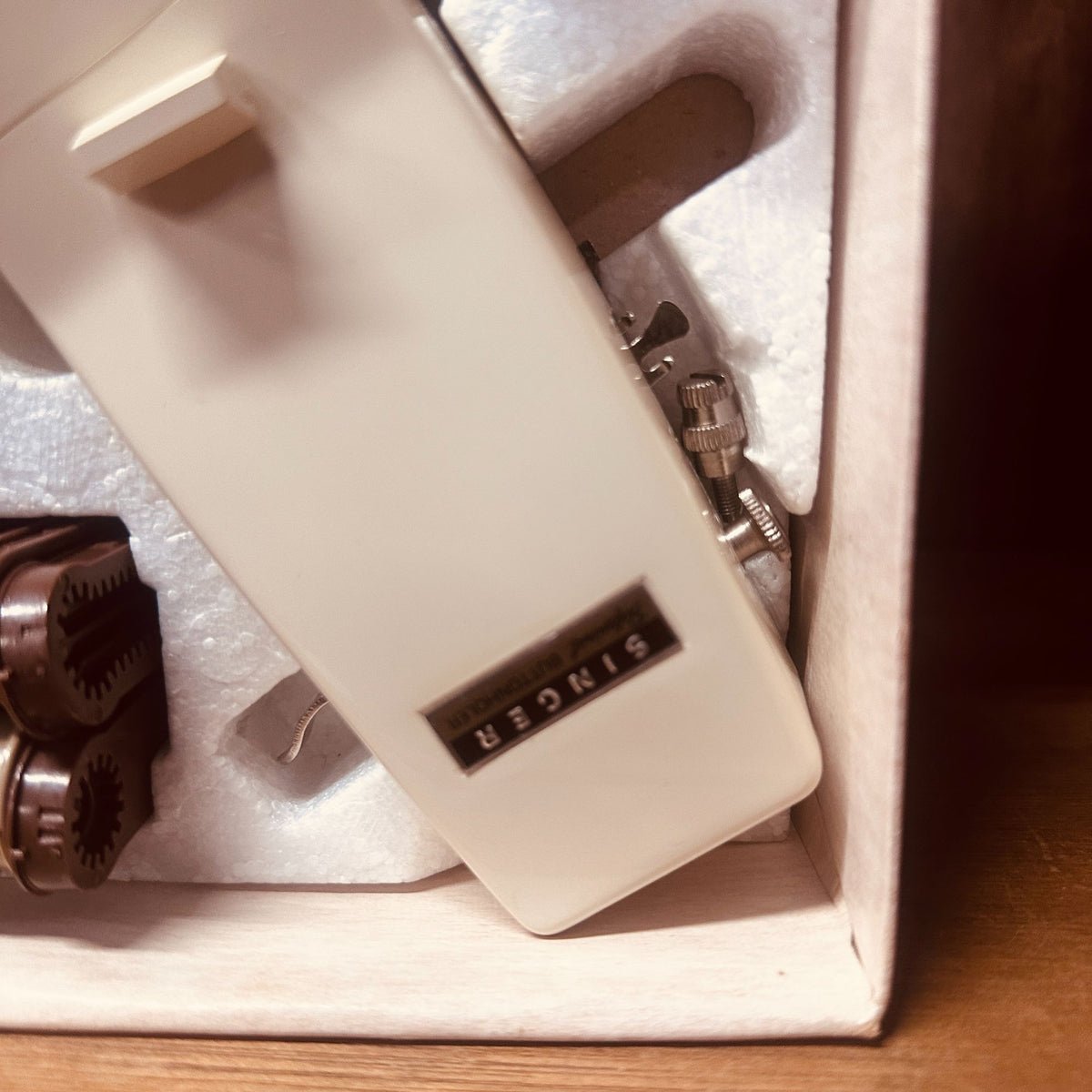 Singer Professional Buttonholer Attachment w Cams Box Vintage Mid Century 38116