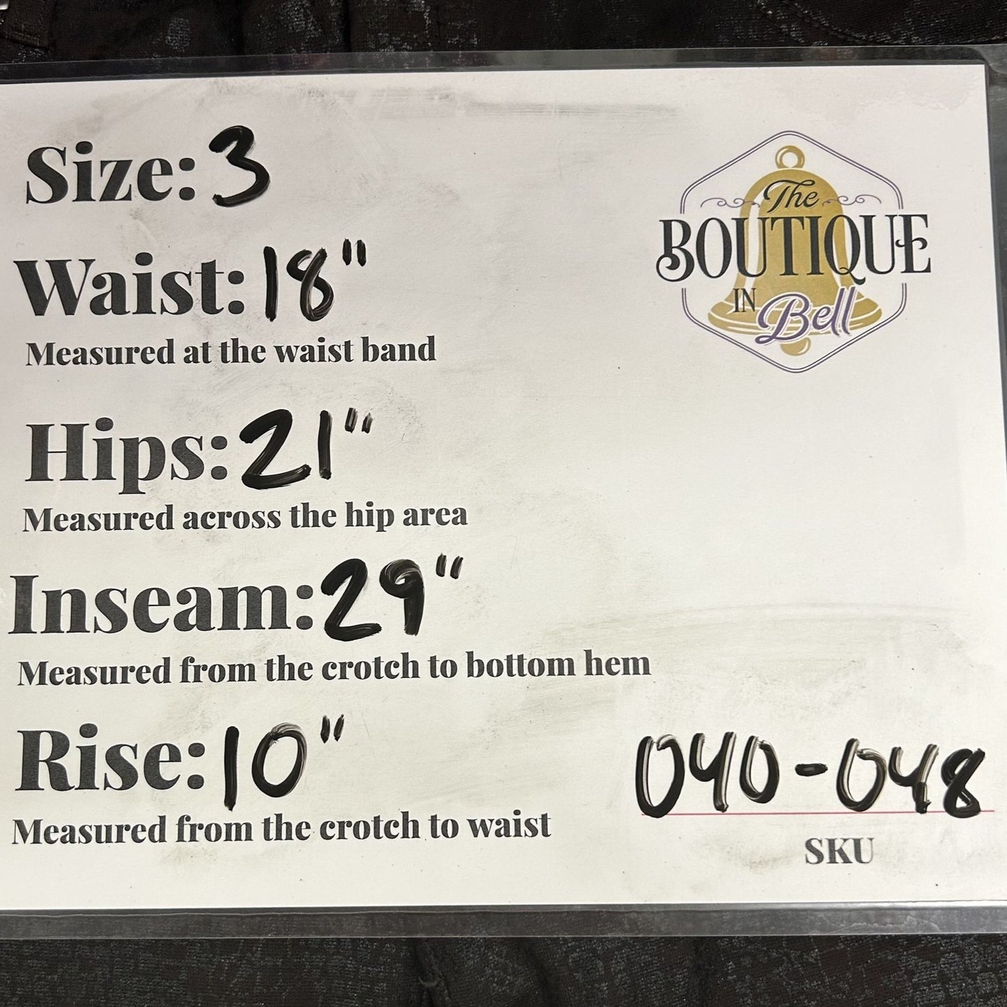 Chicos Black Metallic Snakeprint Ankle Pants Size 16 Rayon Blend Womens