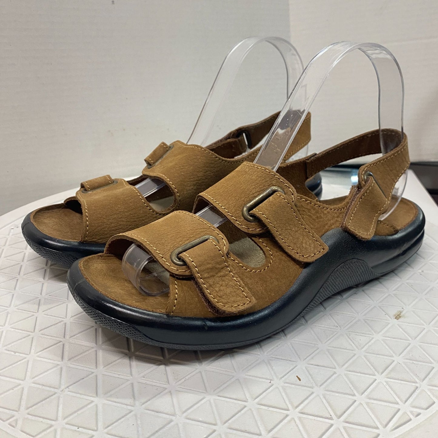 Hammacher Schlemmer Sandals Womens 8.5 US The Lady's Walk On Air EU 39