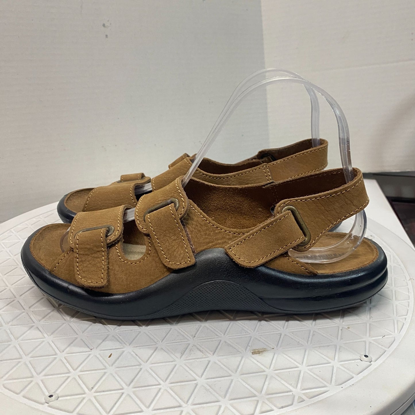 Hammacher Schlemmer Sandals Womens 8.5 US The Lady's Walk On Air EU 39