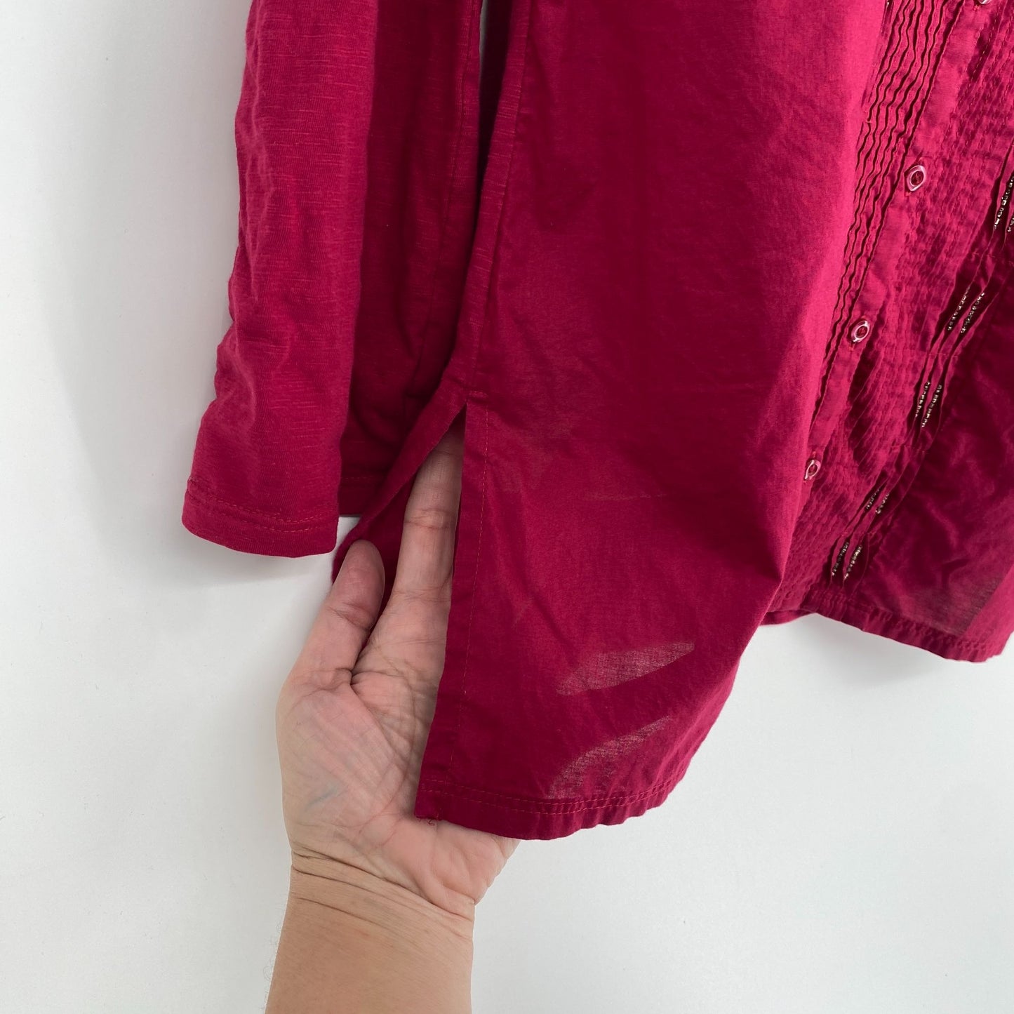Coldwater Creek Blouse Maroon XS Tunic Pintuck Beaded Roll Tab Split Hem Vneck