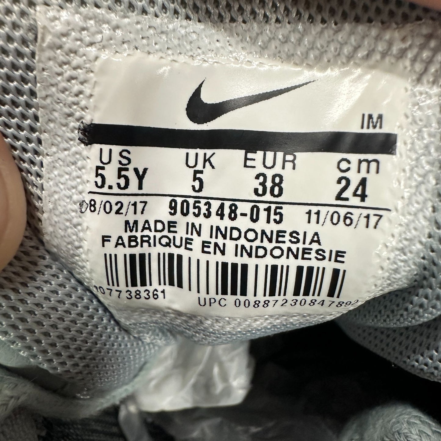 Nike Air Max 95 Youth 5.5Y Grey Green 905348-015 Sneakers Low Top Shoes Training