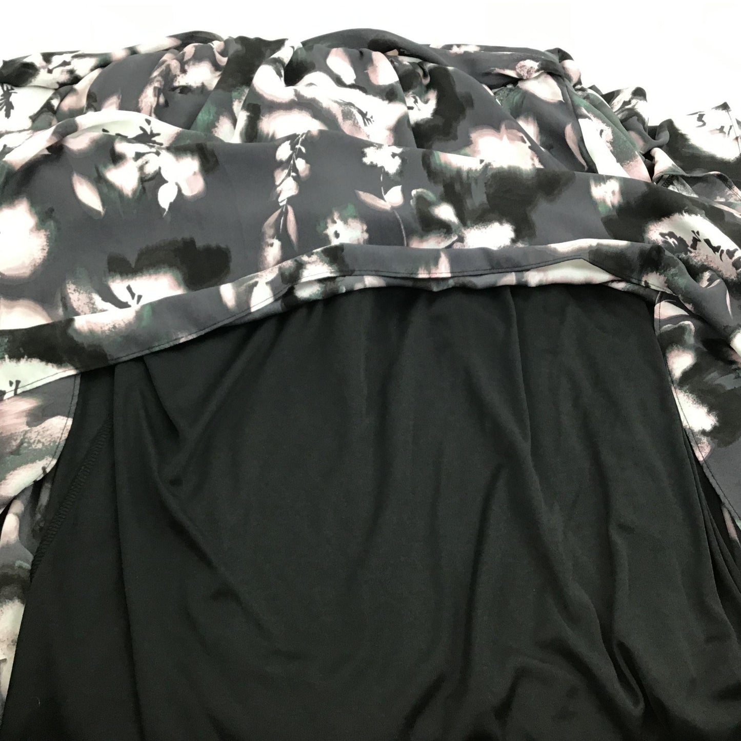 Vera Wang Womens XXL Dress Twist Front V-Neck Asymmetrical Hem Grey Pink Floral