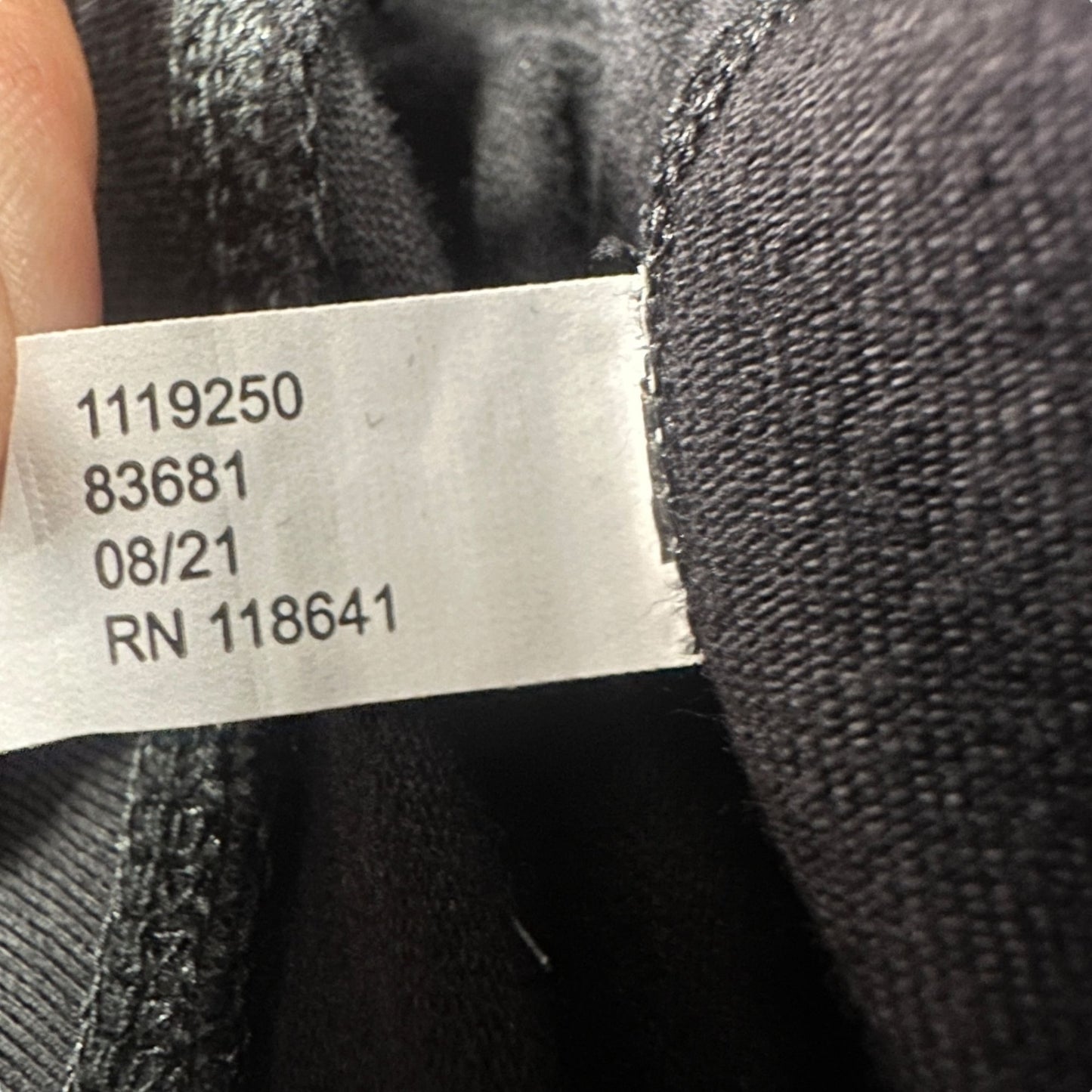 NWT Livi Activewear 18/20L Black Signature Strength Yoga Pants No Show Through