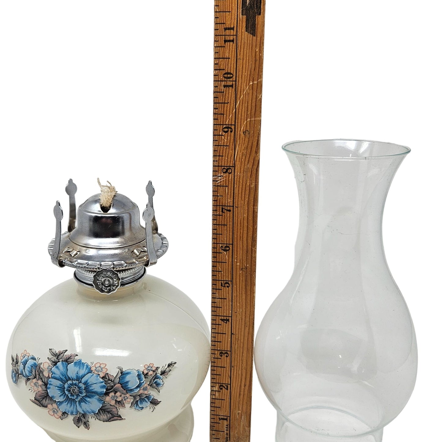 Vtg Lamplight Farms 14.5" Oil Lamp Lantern Cottagecore Shabby Farmhouse Granny