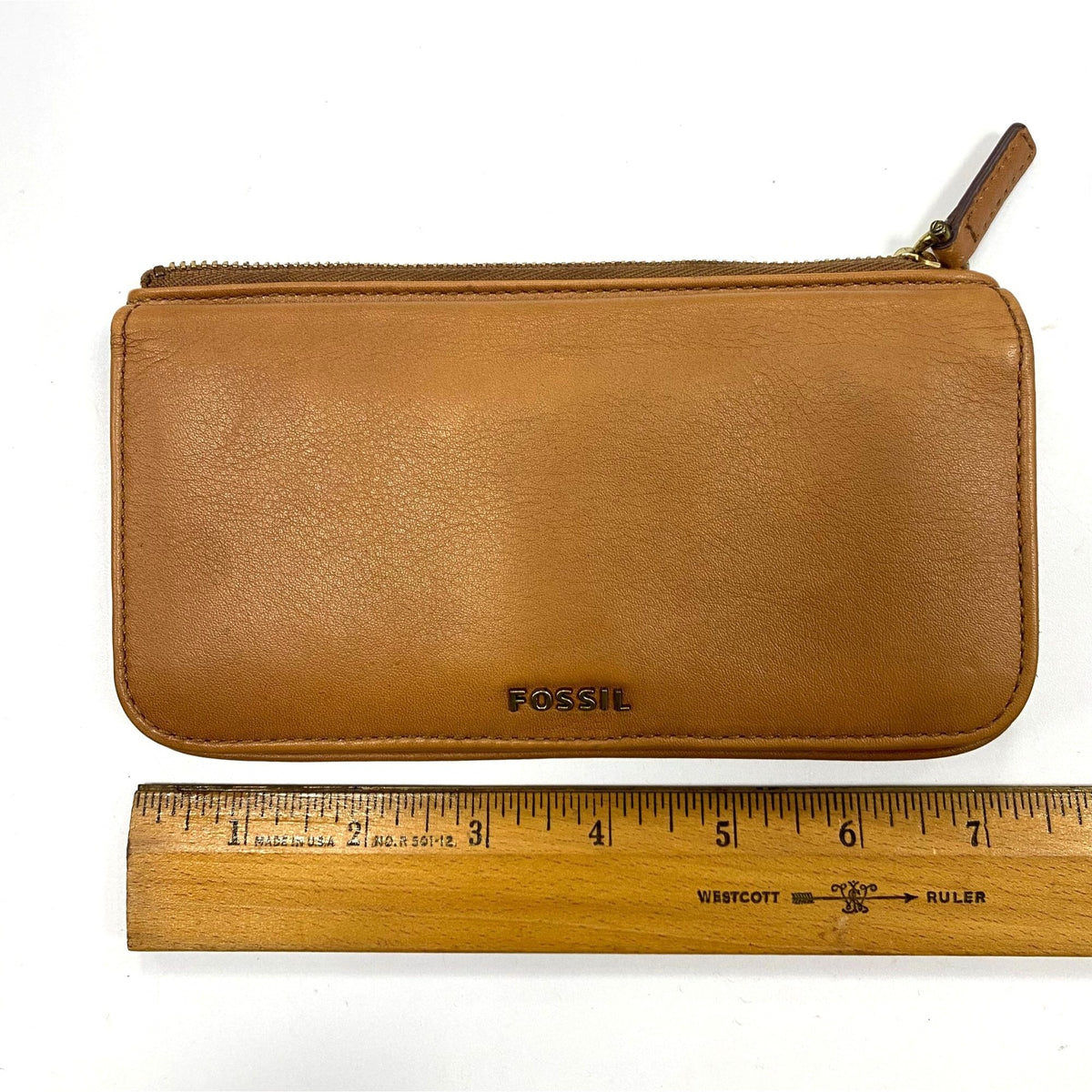 Vintage Tan Cowhide Leather Fossil Bifold Wallet With Snap Closure Card Slots